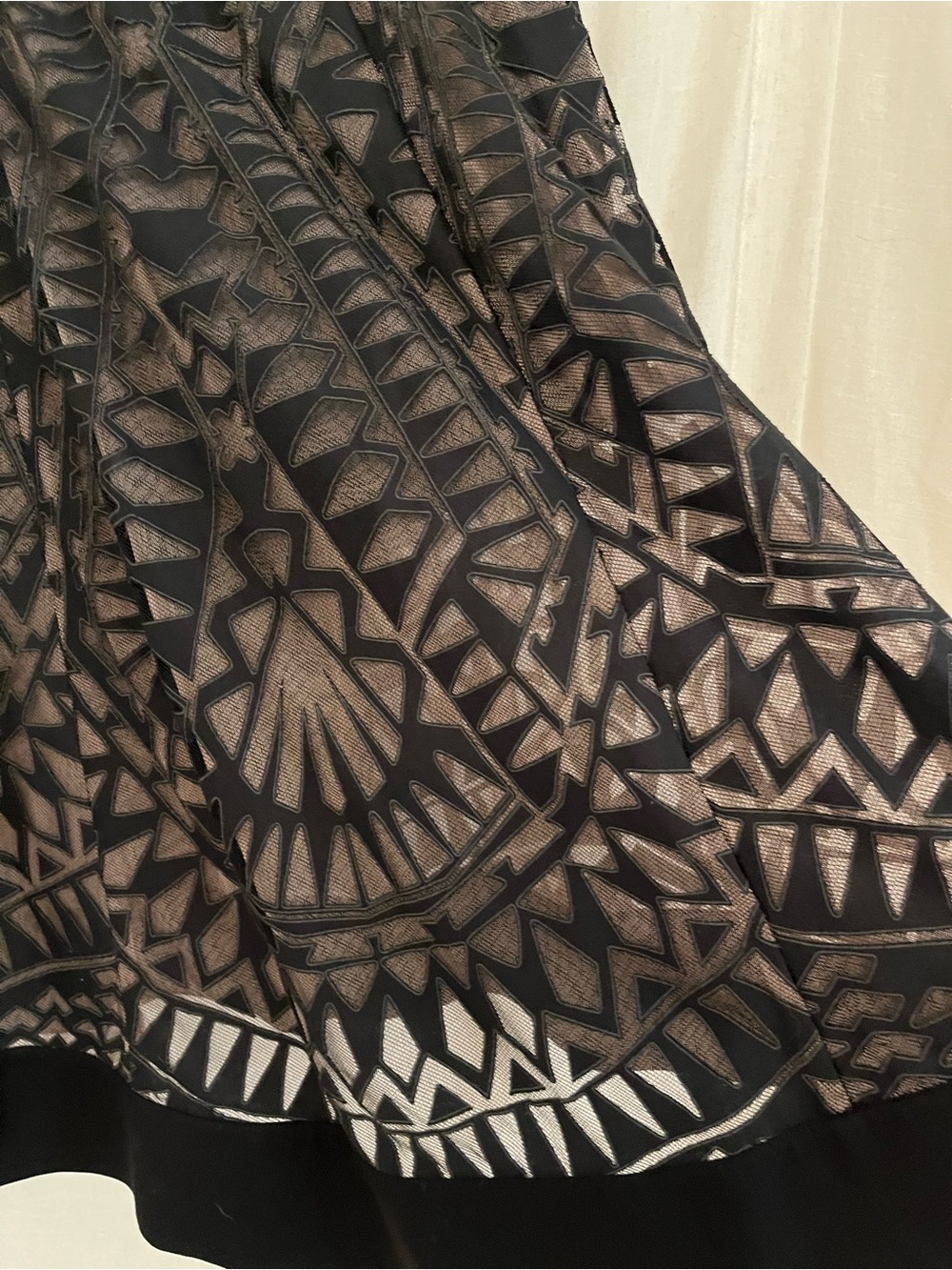 BCBGMaxAzria Black and Taupe High-Low Geometric Skirt - Picture 4 of 6